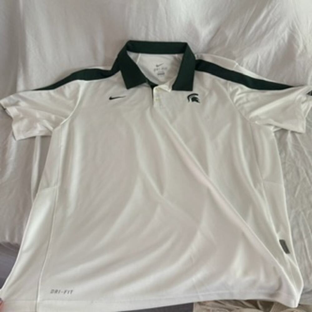 Nike Michigan State logo polo size extra extra large XXL